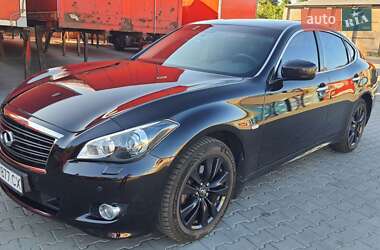 Седан Infiniti M37 2010 в Києві