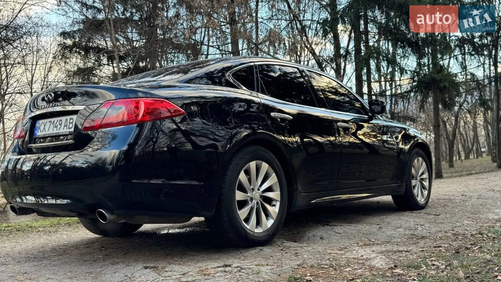 2011 Infiniti M - мініатюра 14