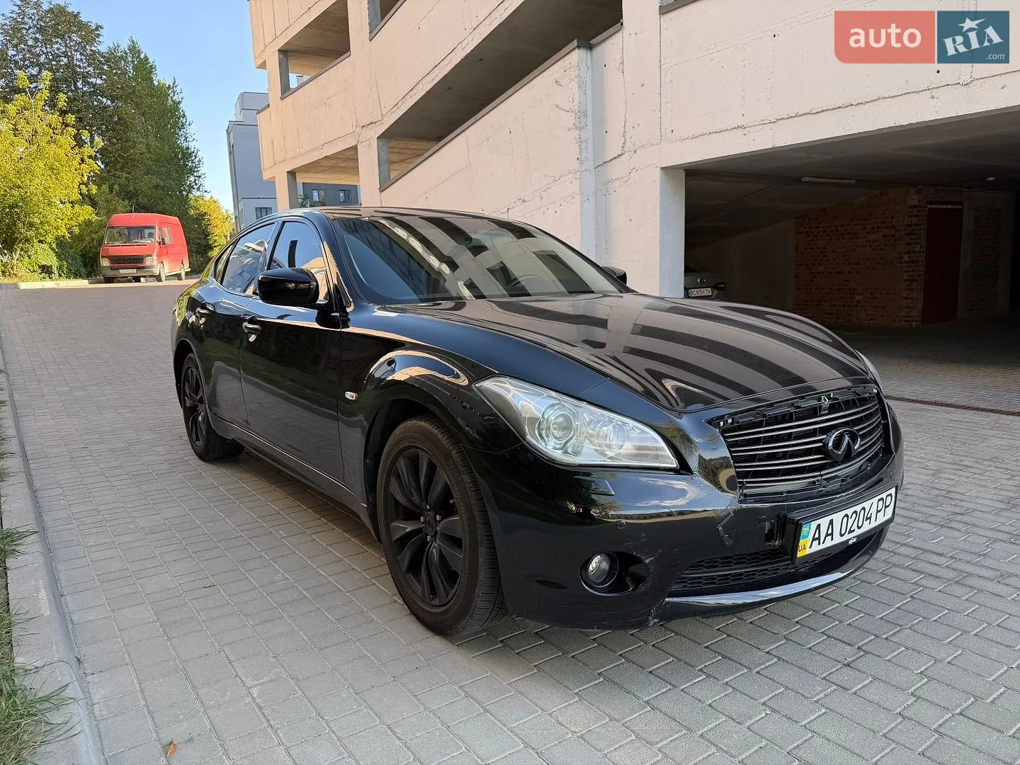 2012 Infiniti M - мініатюра 2