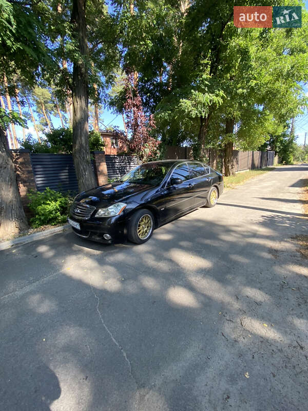 Седан Infiniti M45 2007 в Києві