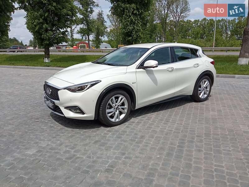 Хетчбек Infiniti Q30 2016 в Вінниці фото 4 Хетчбек Infiniti Q30 2016 в Вінниці