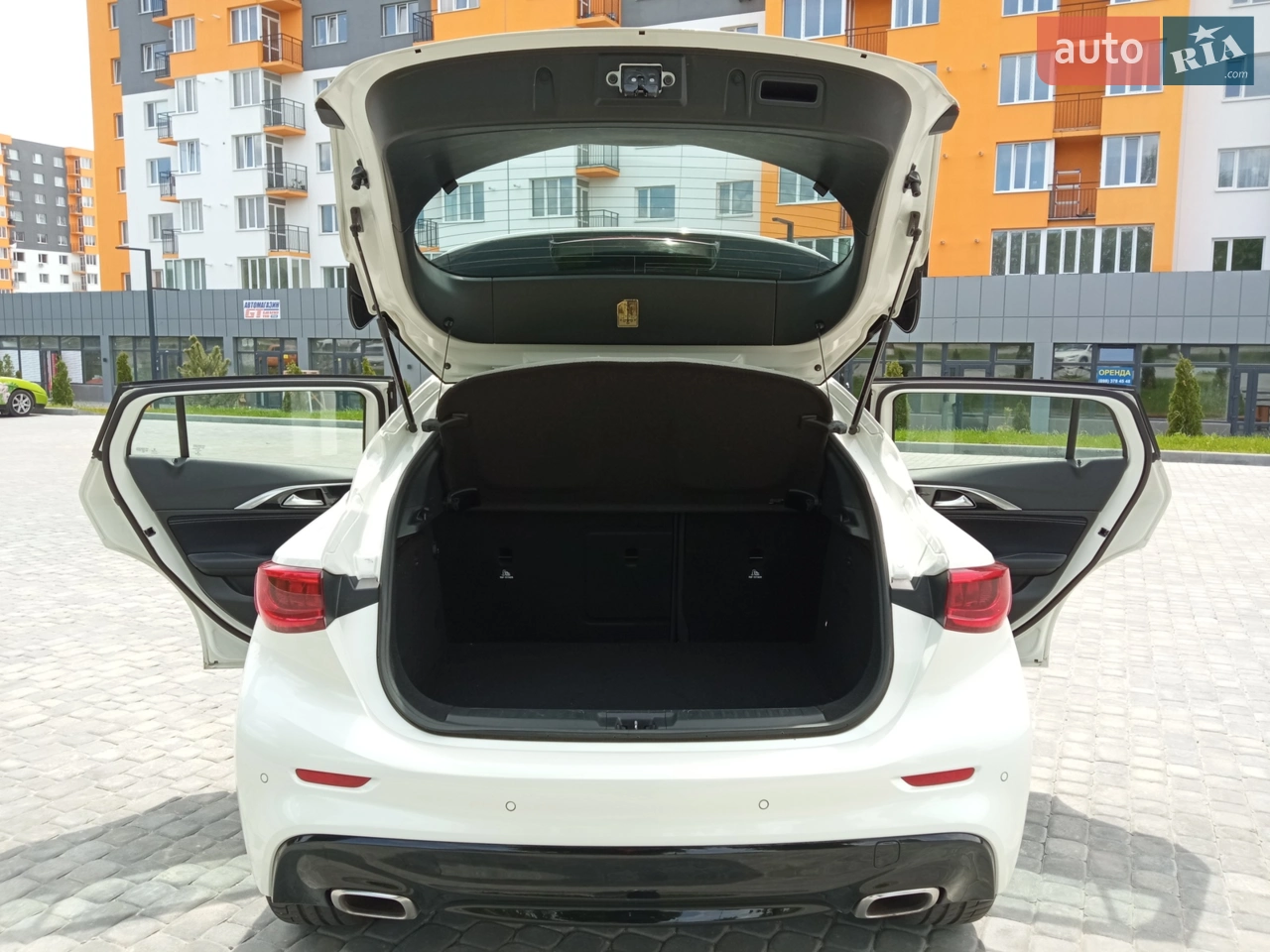 2016 Infiniti Q30 - мініатюра 5