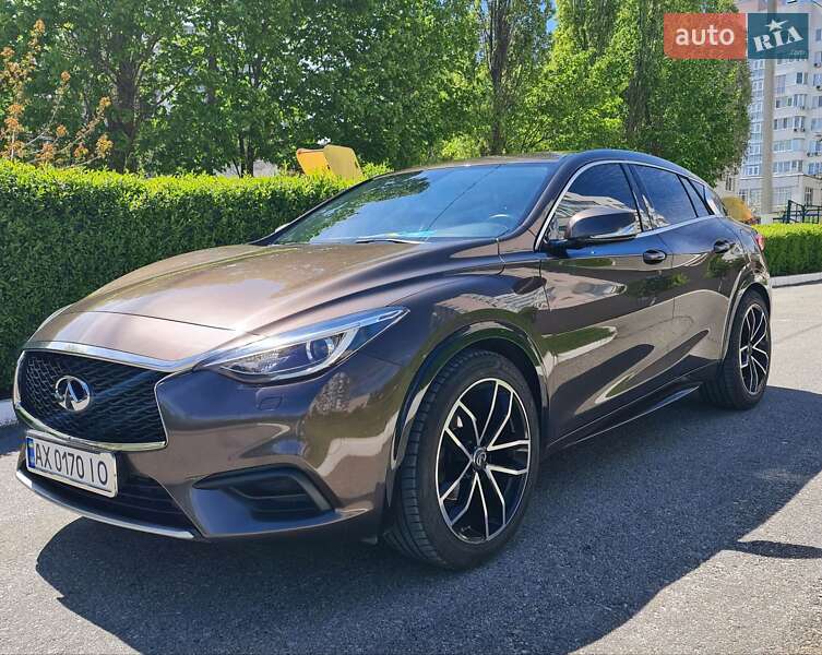 Хетчбек Infiniti Q30 2017 в Харкові