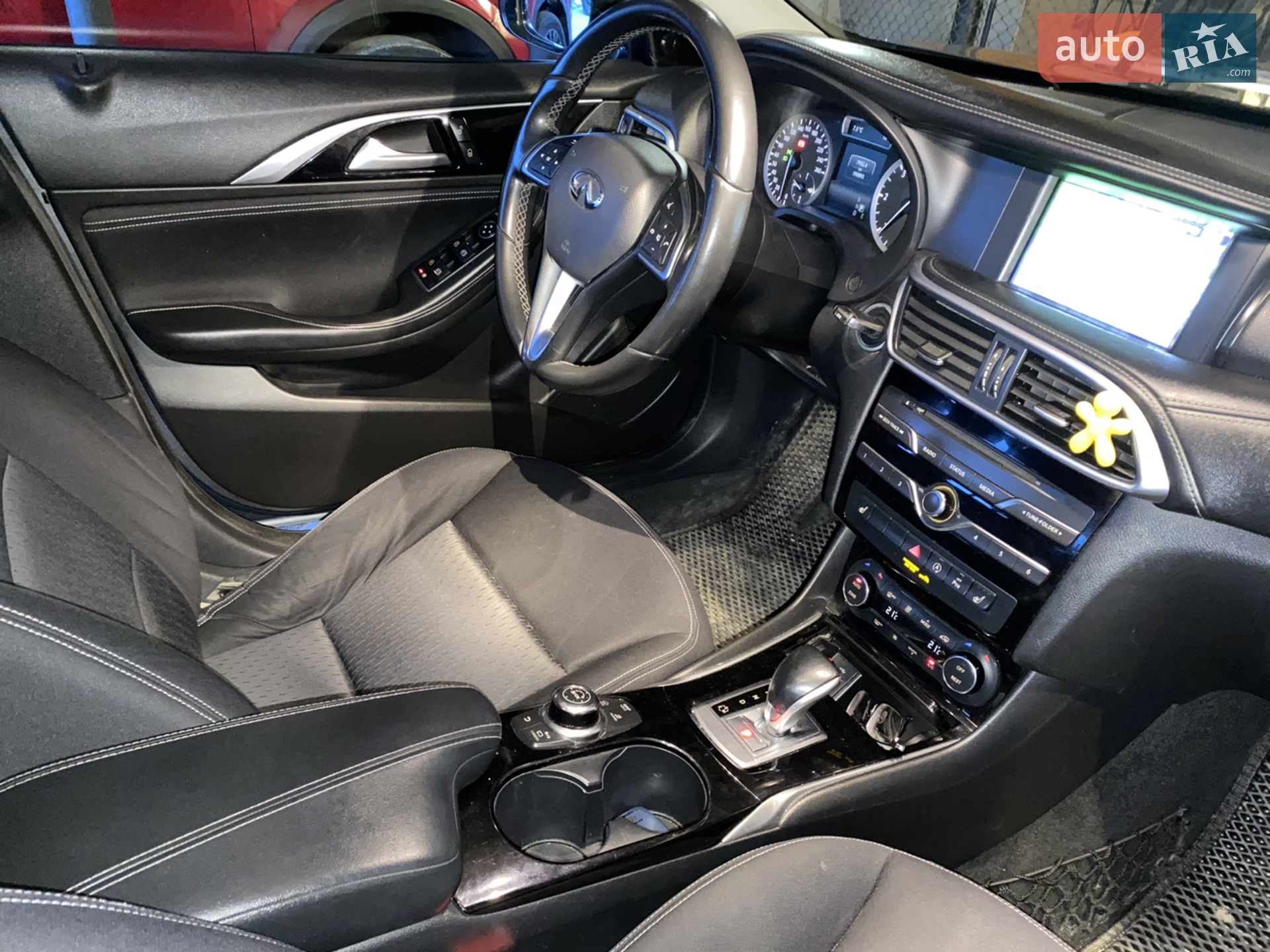 2016 Infiniti Q30 - мініатюра 8
