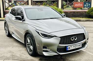 Хэтчбек Infiniti Q30 2016 в 