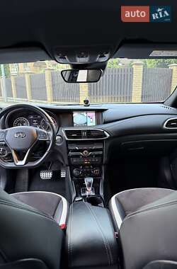Хетчбек Infiniti Q30 2019 в 
