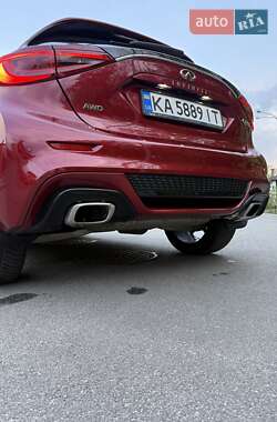 Хетчбек Infiniti Q30 2019 в 