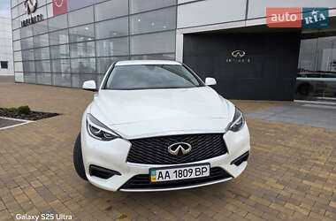 Хетчбек Infiniti Q30 2017 в Києві