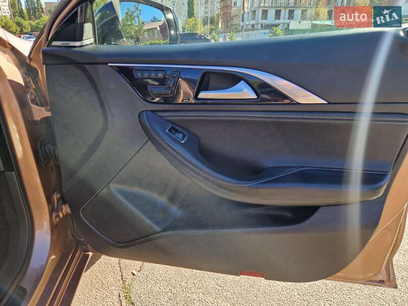 Хетчбек Infiniti Q30 2016 в Одесі фото 13 Хетчбек Infiniti Q30 2016 в Одесі