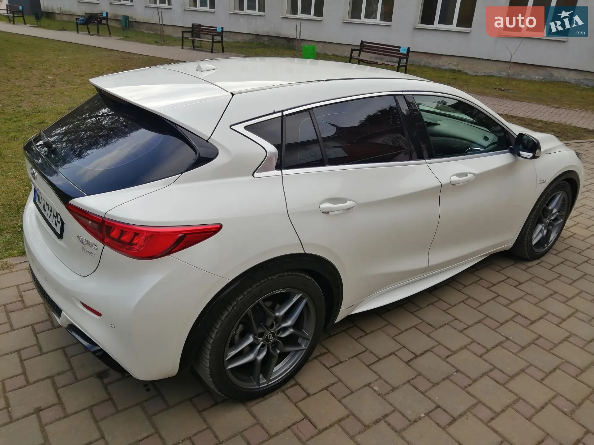 2016 Infiniti Q30 - мініатюра 2