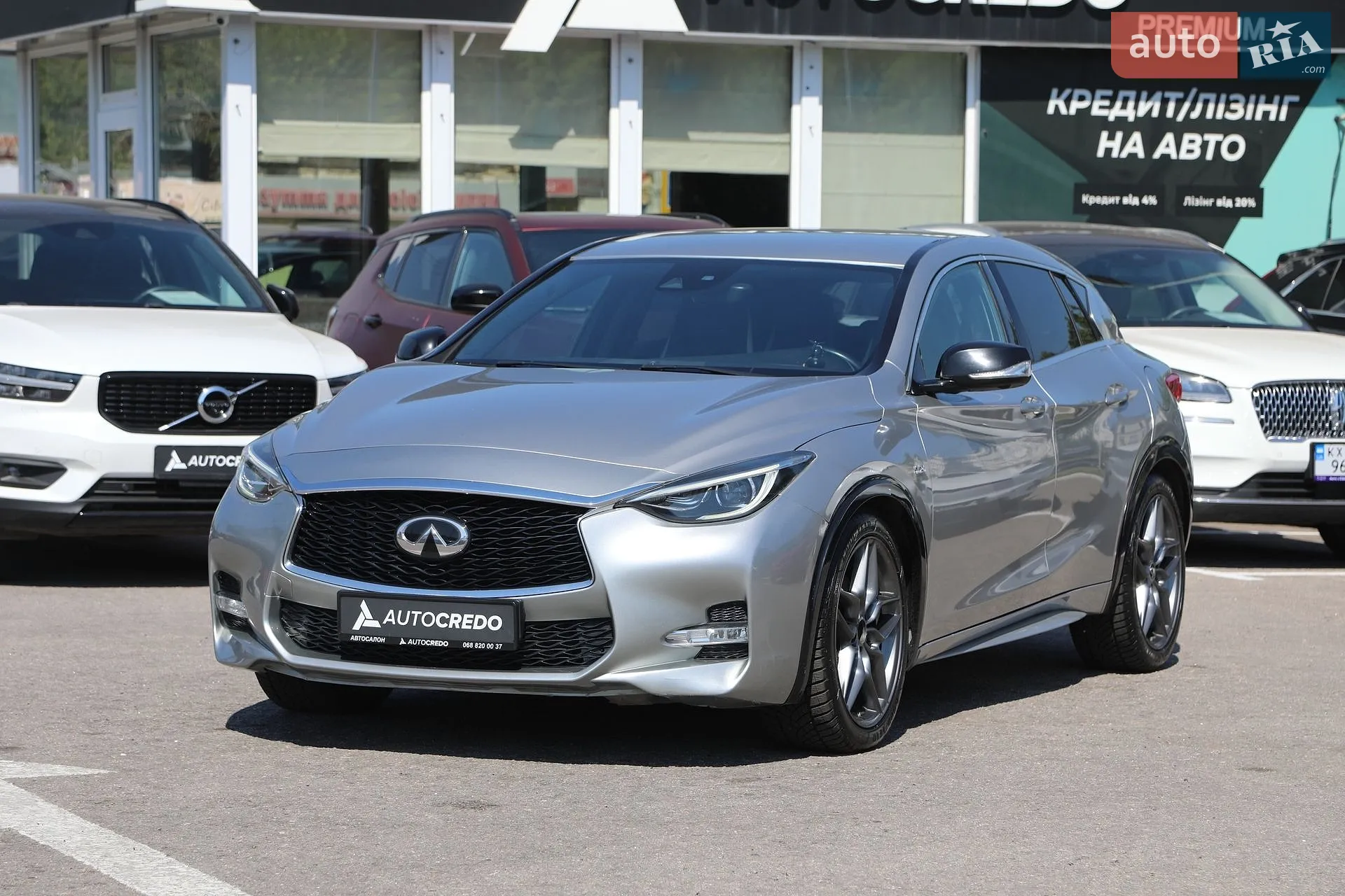 2016 Infiniti Q30 - фото 1