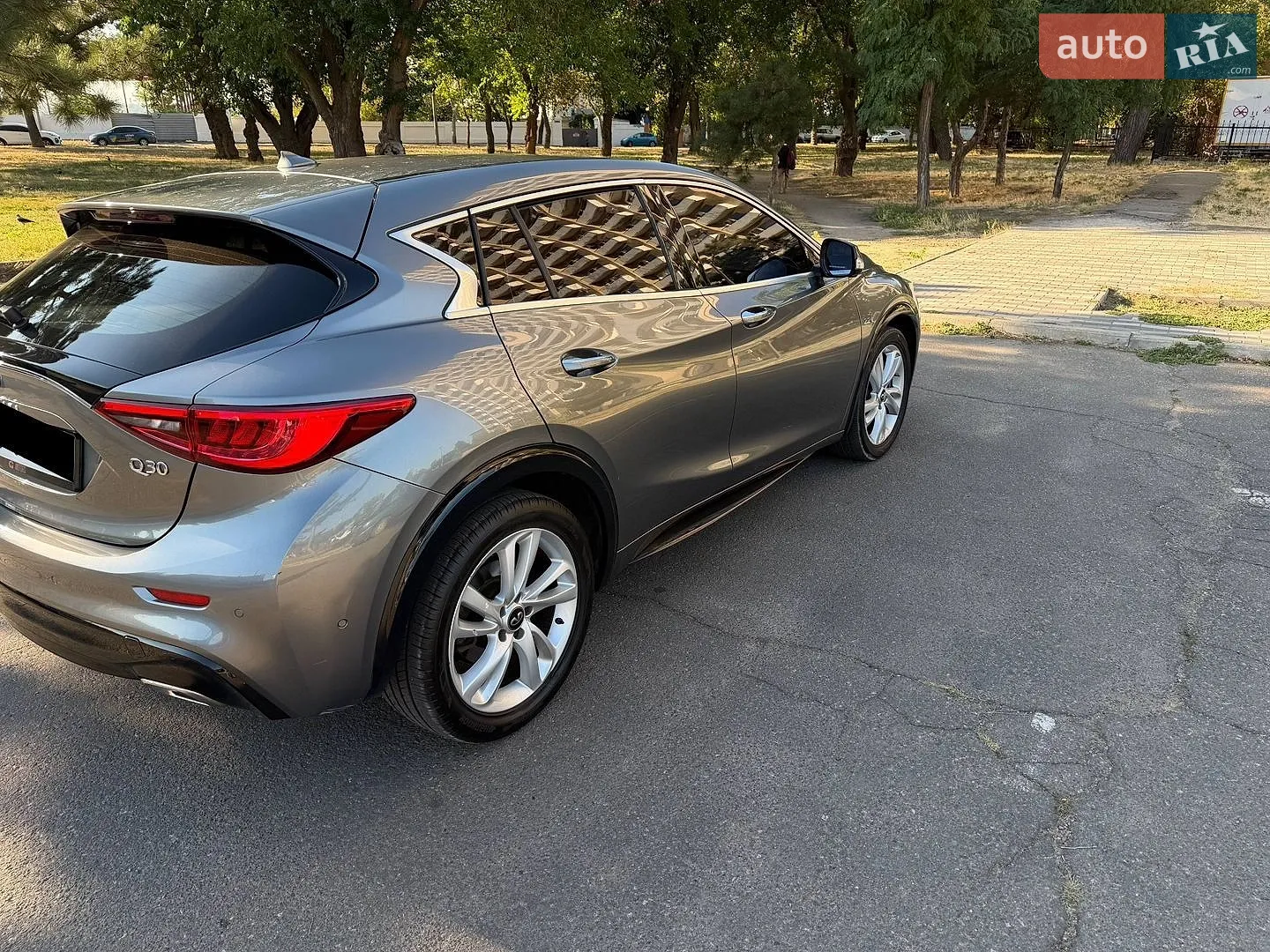 2016 Infiniti Q30 - мініатюра 8