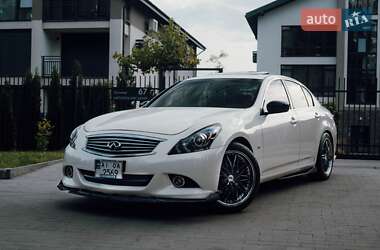 Седан Infiniti Q40 2014 в Кременчуці