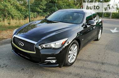 Седан Infiniti Q50 2016 в 