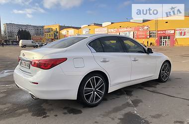 Седан Infiniti Q50 2015 в Житомире