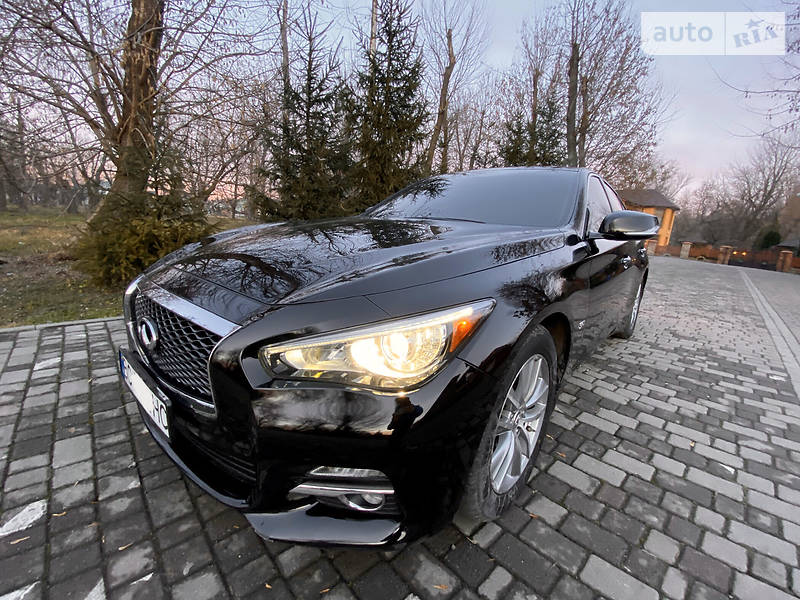 Седан Infiniti Q50 2017 в Львові