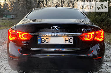 Седан Infiniti Q50 2017 в 