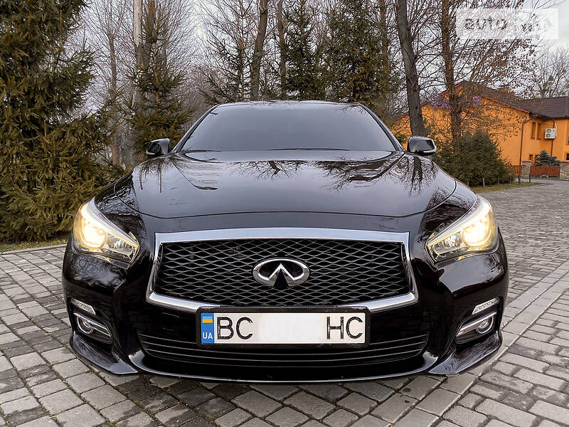 Седан Infiniti Q50 2017 в Львові
