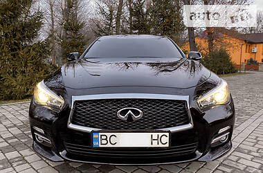 Седан Infiniti Q50 2017 в 
