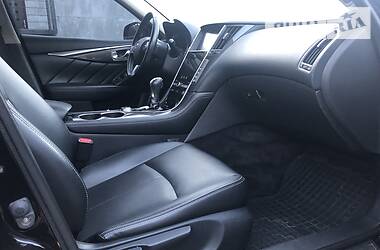 Седан Infiniti Q50 2013 в 