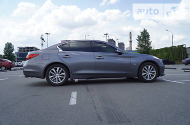 Седан Infiniti Q50 2017 в Киеве