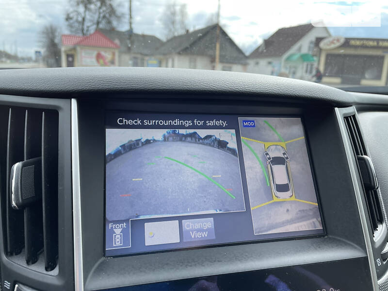 Седан Infiniti Q50 2016 в Романове