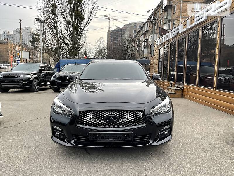 Седан Infiniti Q50 2016 в Киеве