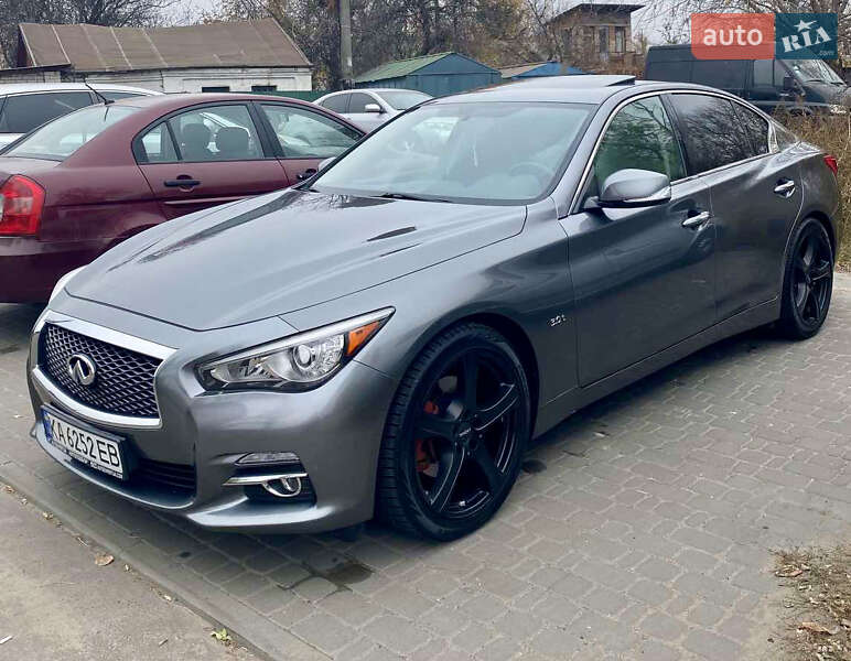 Седан Infiniti Q50 2016 в Киеве