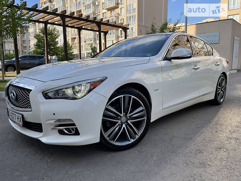 Седан Infiniti Q50 2016 в Києві