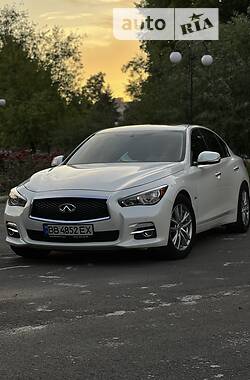 Седан Infiniti Q50 2016 в Днепре