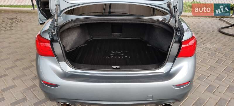 Седан Infiniti Q50 2014 в Полтаві