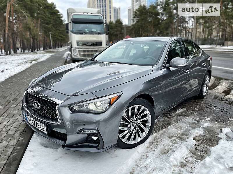 Седан Infiniti Q50 2017 в Киеве