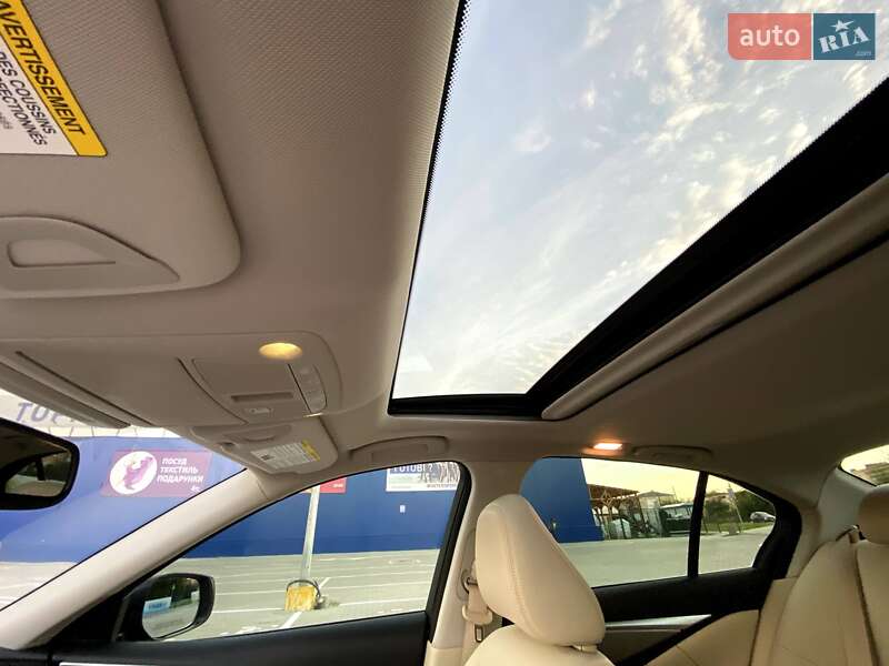 Седан Infiniti Q50 2015 в Ковелі фото 44 Седан Infiniti Q50 2015 в Ковелі