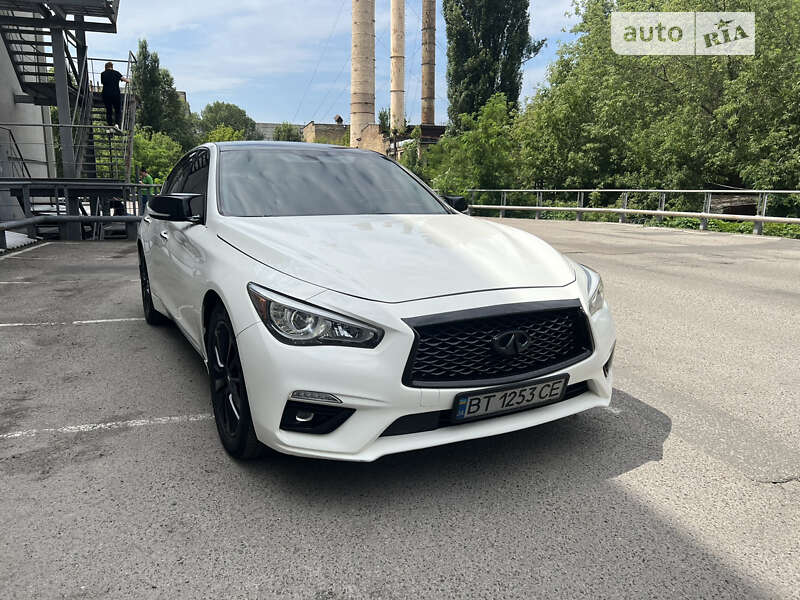 Седан Infiniti Q50 2018 в Киеве