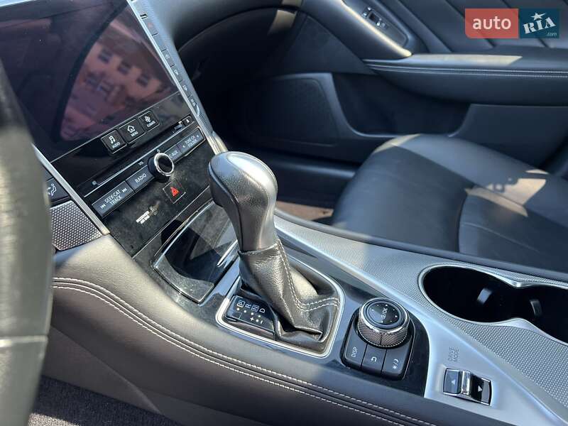 Седан Infiniti Q50 2016 в Одесі фото 29 Седан Infiniti Q50 2016 в Одесі
