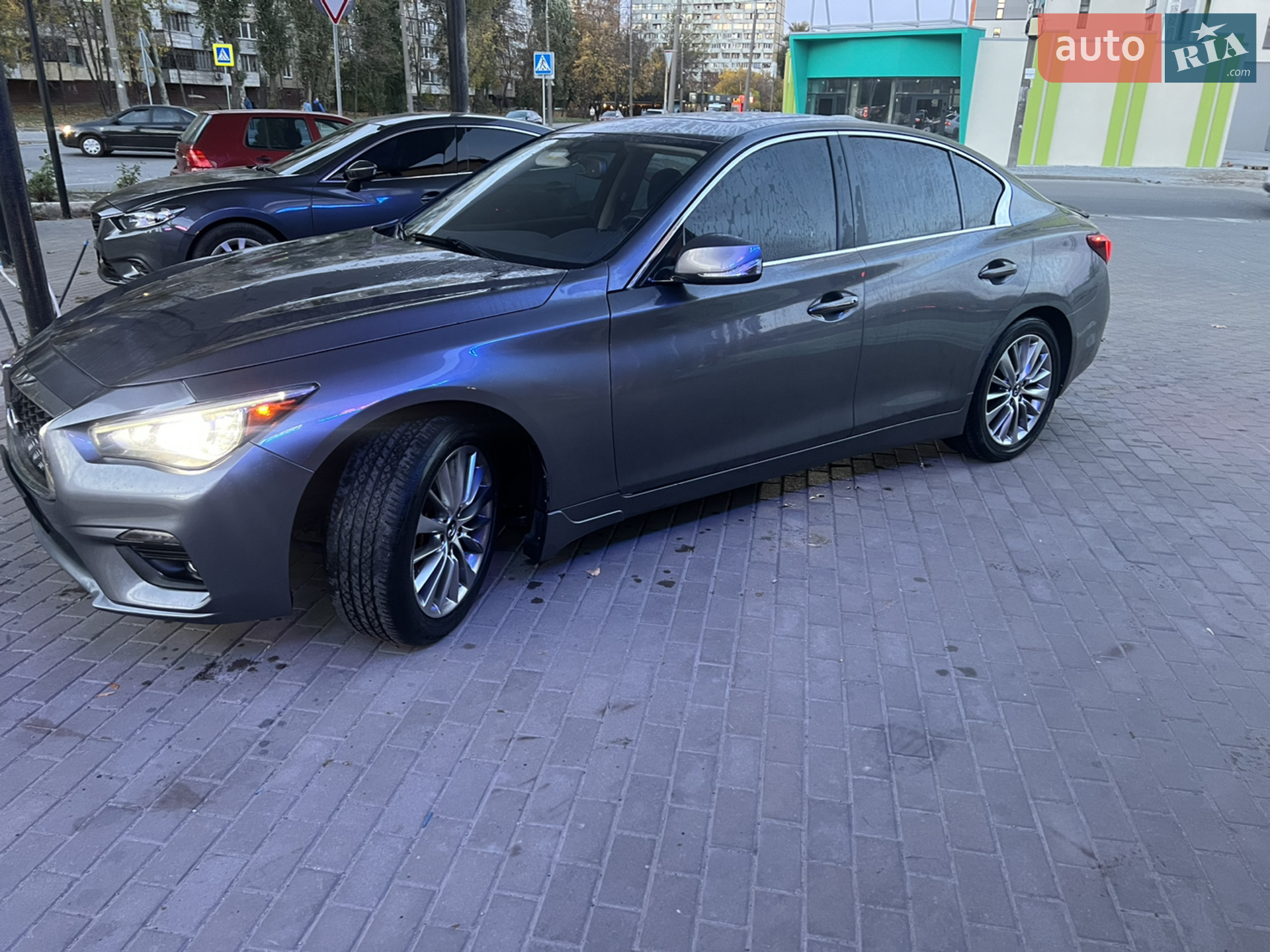 2017 Infiniti Q50 - мініатюра 9