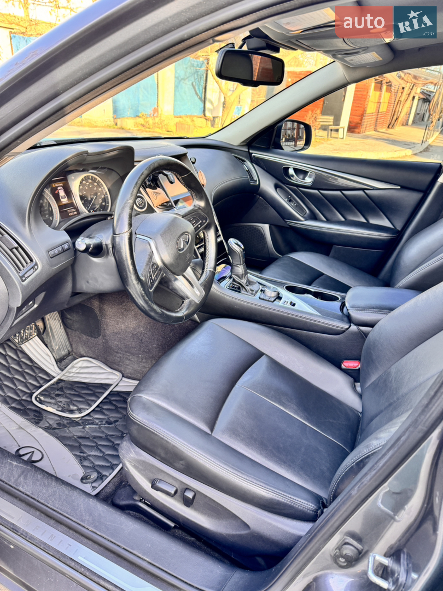 2018 Infiniti Q50 - мініатюра 16