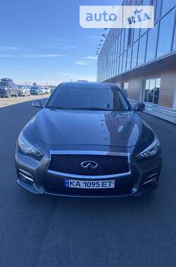 Седан Infiniti Q50 2014 в Киеве