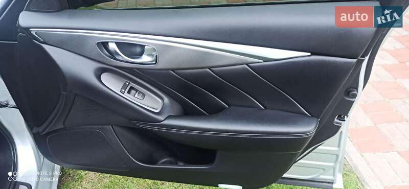 Седан Infiniti Q50 2014 в Нежине