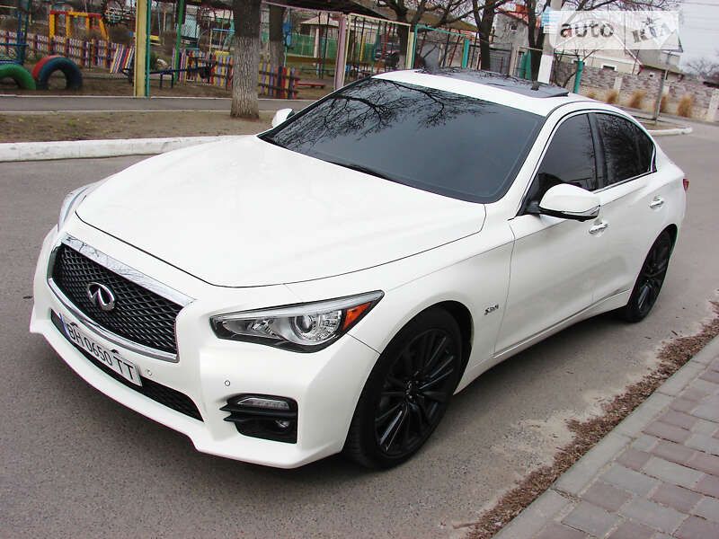 Седан Infiniti Q50 2016 в Одессе