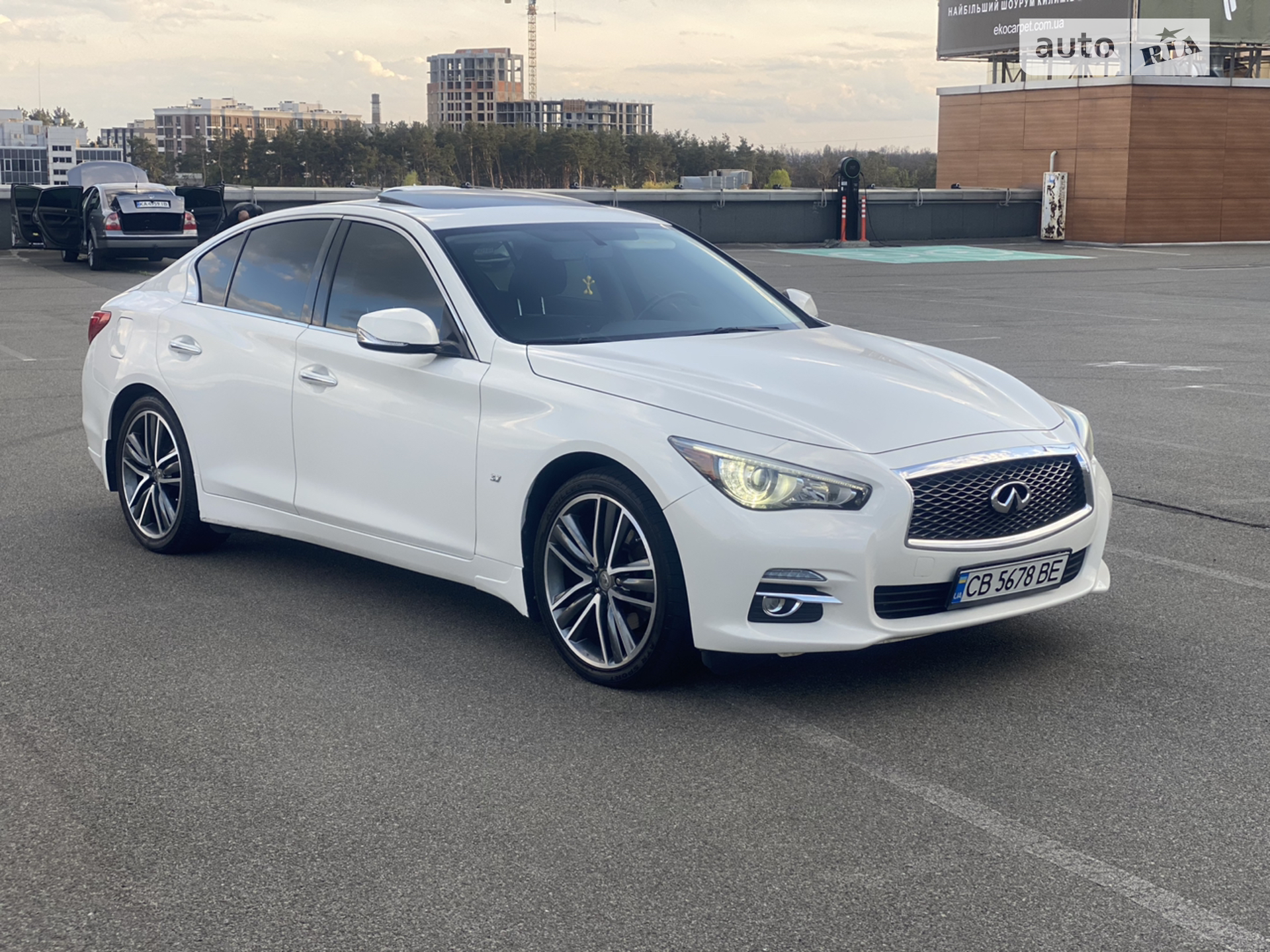 2015 Infiniti Q50 - мініатюра 3