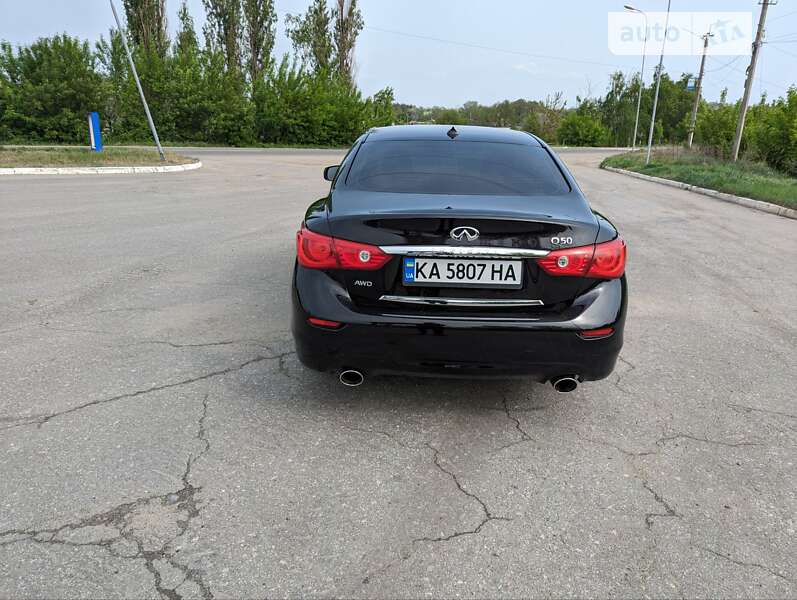 Седан Infiniti Q50 2015 в Харькове