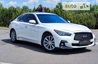 Седан Infiniti Q50 2017 в Киеве