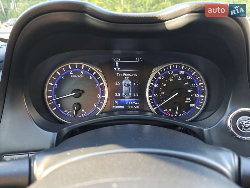 Седан Infiniti Q50 2016 в Чернигове