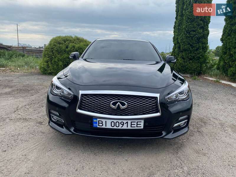 Седан Infiniti Q50 2015 в Киеве фото 6 Седан Infiniti Q50 2015 в Киеве