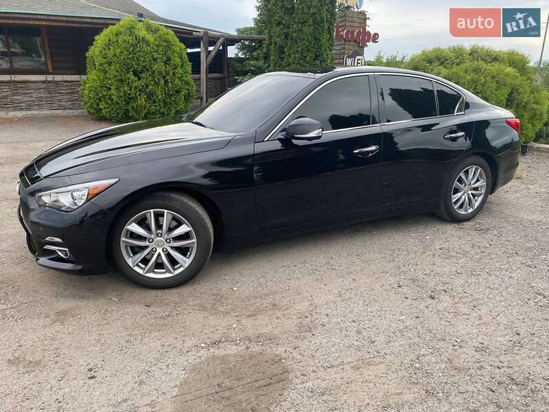 Седан Infiniti Q50 2015 в Киеве фото 7 Седан Infiniti Q50 2015 в Киеве