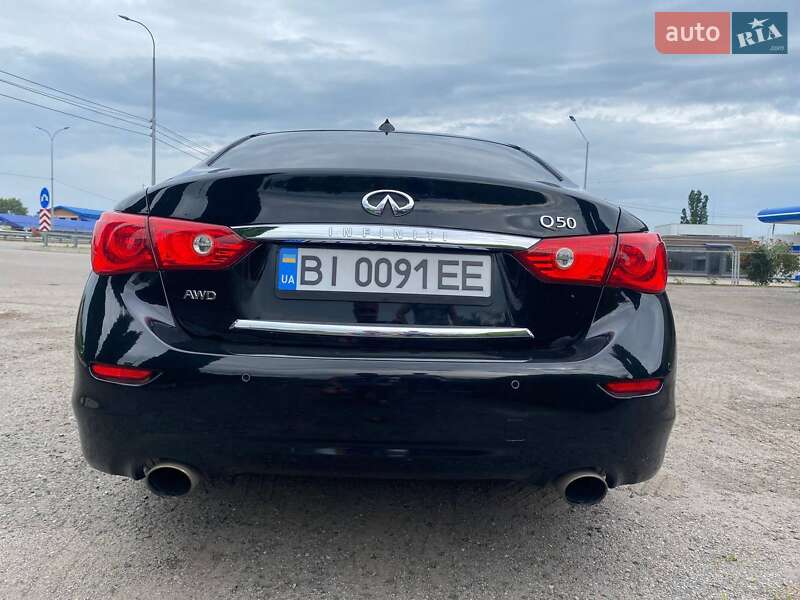Седан Infiniti Q50 2015 в Киеве фото 13 Седан Infiniti Q50 2015 в Киеве