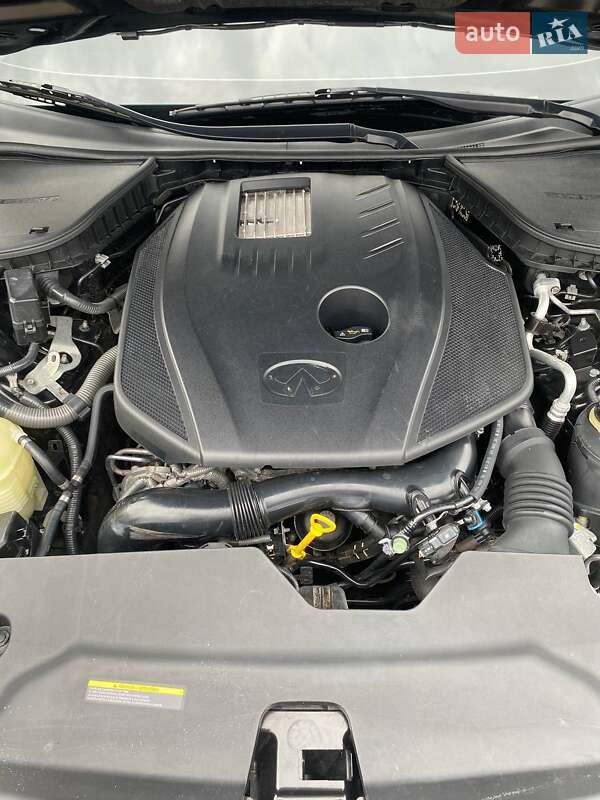 Седан Infiniti Q50 2015 в Киеве фото 42 Седан Infiniti Q50 2015 в Киеве