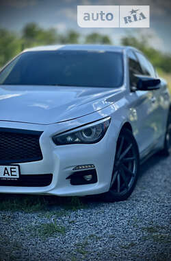 Седан Infiniti Q50 2016 в Днепре