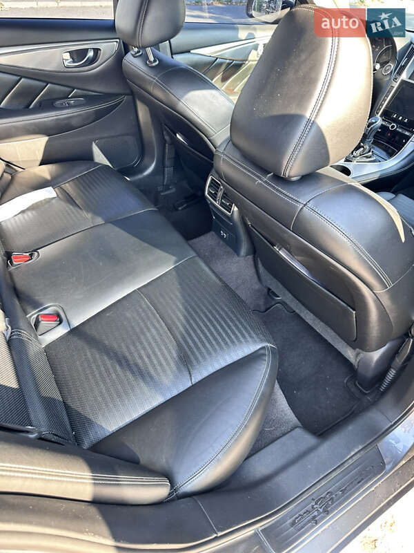 Седан Infiniti Q50 2018 в Киеве